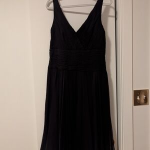 Tadashi Shoji Black V-Neck Midi Dress